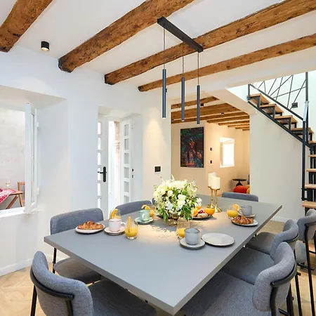 Black Water Bay House דוברובניק